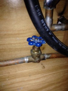 turn off water supply