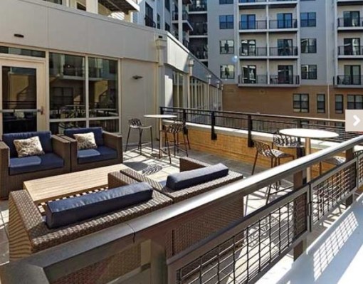 rooftopavalonbloomfieldstation